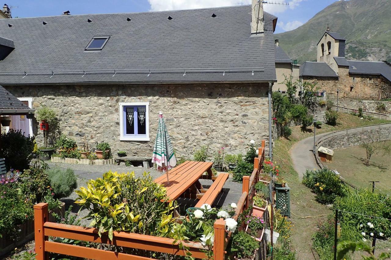 Gite Soum De L'Ase Grust Exterior foto